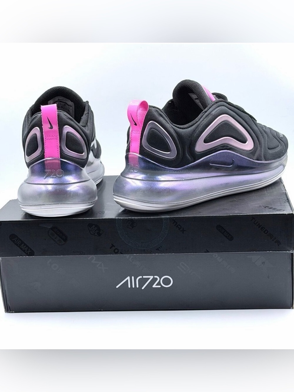 Nike Wmns Air Max 720 SE 'Black Laser Fuchsia'
